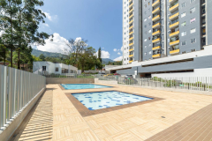 proyecto-de-vivienda-en-la-estrella-sierra-morena-piscina2