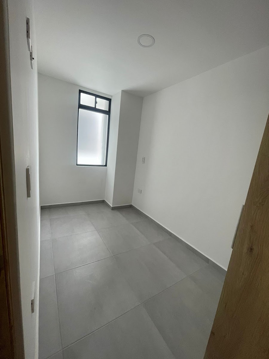 893-3694