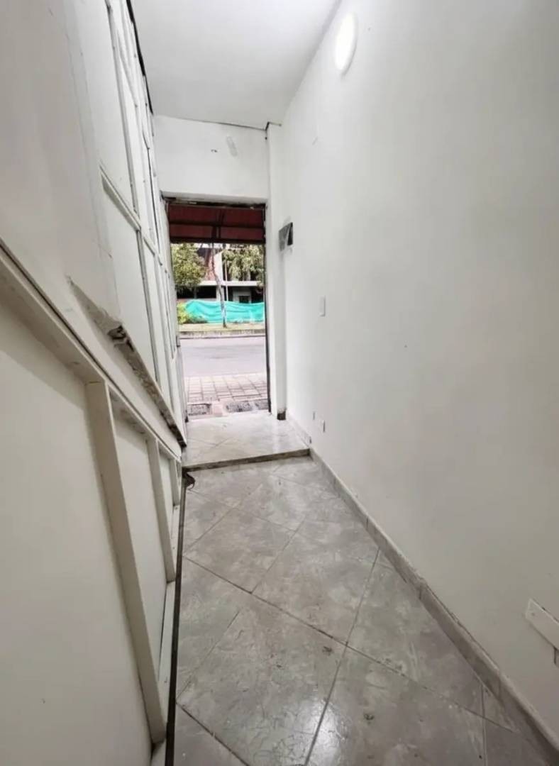 893-4072